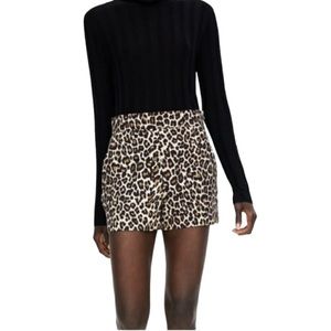 ZARA WOMAN➕Side Zip Leopard Shorts NWOT